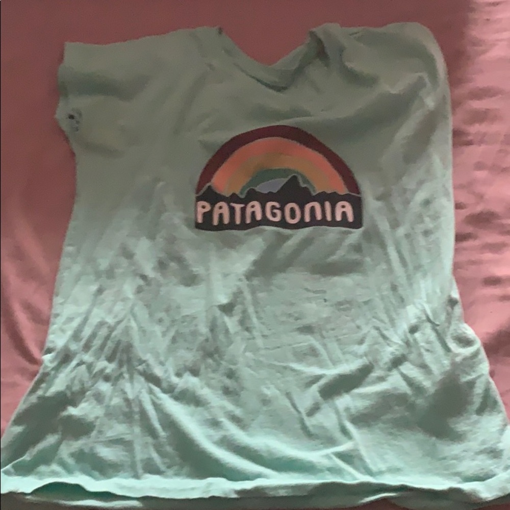 Tee shirt